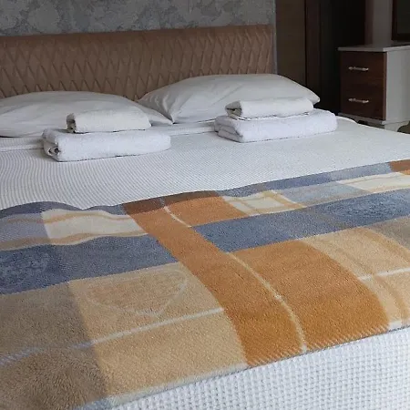 Haluk Hotel *